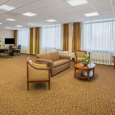 מלון מידלברג הייטס Crowne Plaza Cleveland Airport By Ihg מראה חיצוני תמונה