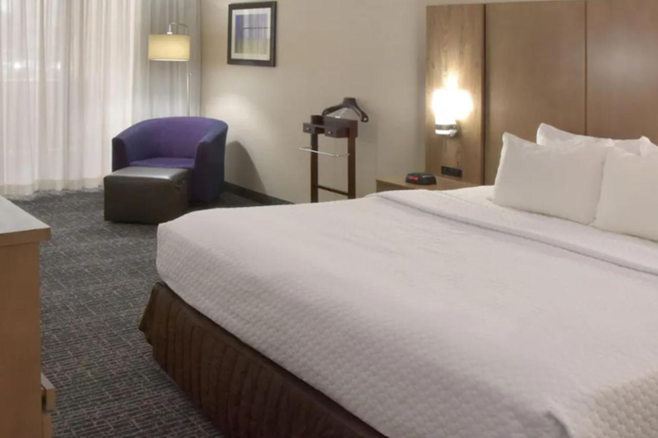 מלון מידלברג הייטס Crowne Plaza Cleveland Airport By Ihg מראה חיצוני תמונה