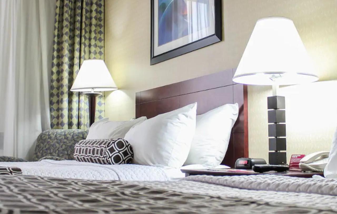מלון מידלברג הייטס Crowne Plaza Cleveland Airport By Ihg מראה חיצוני תמונה