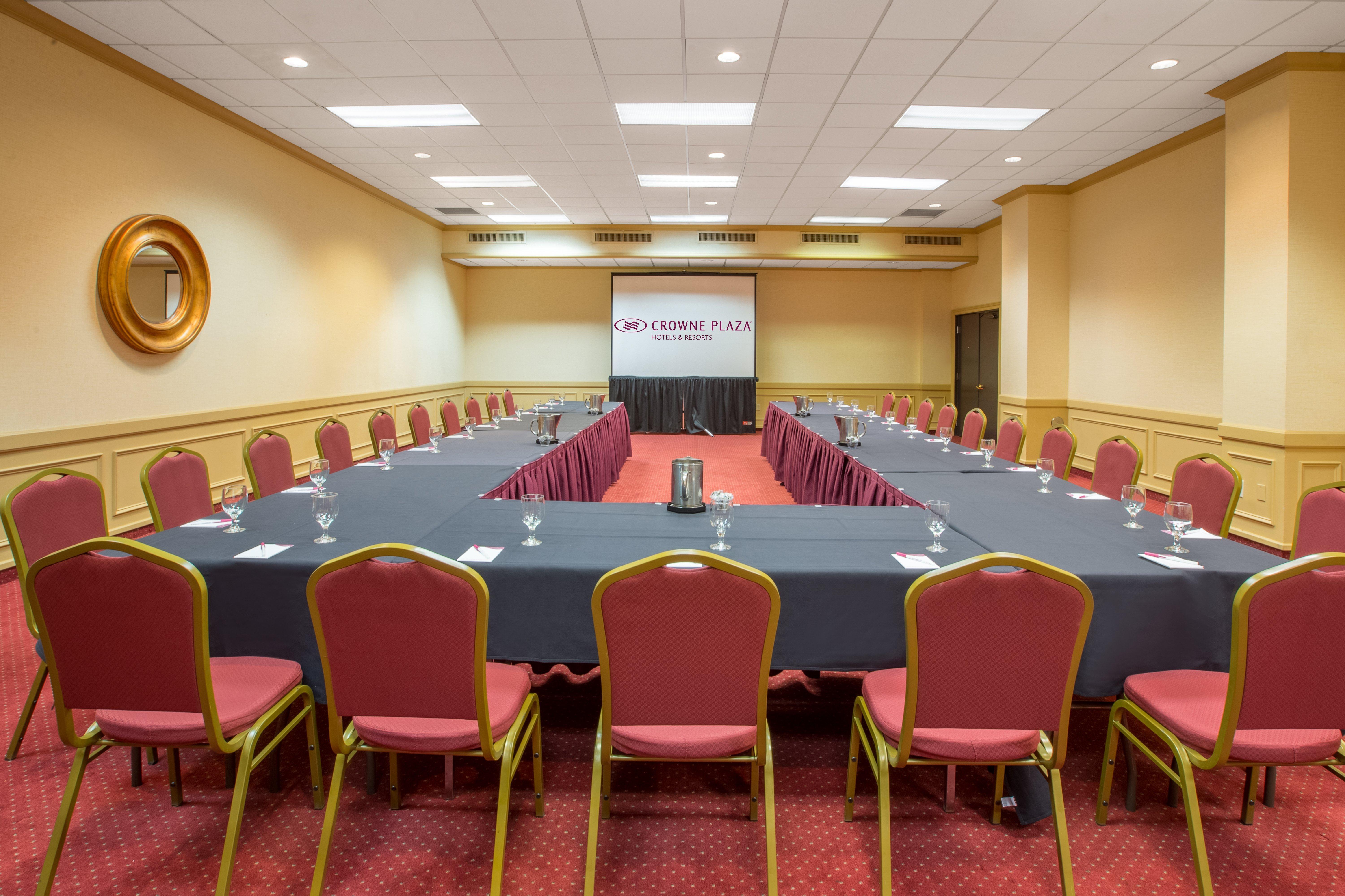 מלון מידלברג הייטס Crowne Plaza Cleveland Airport By Ihg מראה חיצוני תמונה