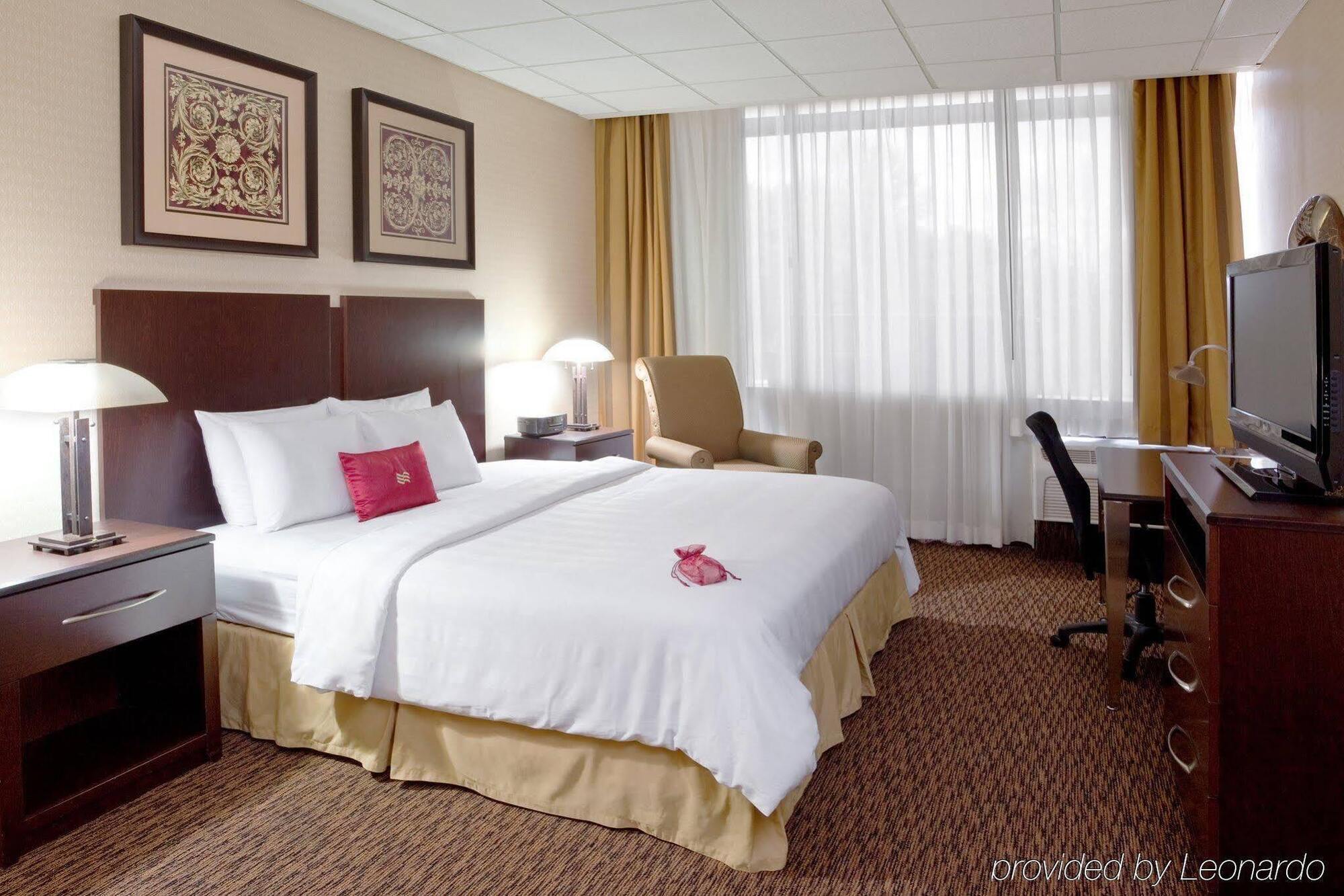 מלון מידלברג הייטס Crowne Plaza Cleveland Airport By Ihg מראה חיצוני תמונה